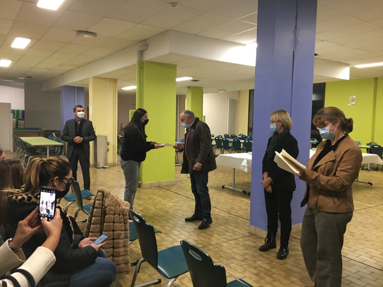 Cérémonie de remise des diplômes du Brevet des Collèges Cérémonie de remise des diplômes du Brevet des Collèges