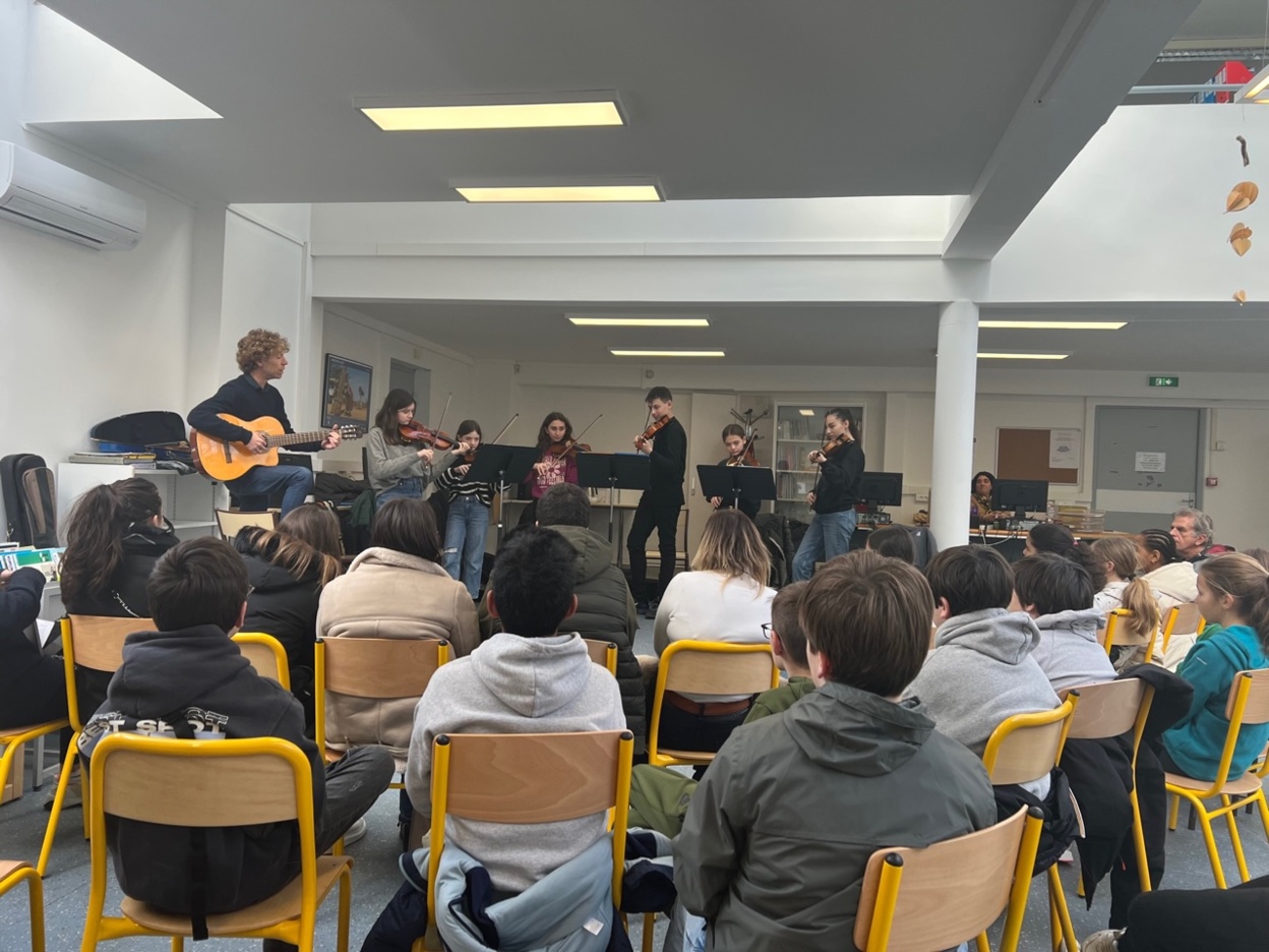 Rencontre/Echange Centre d'Art Polyphonique de Corse Rencontre/Echange Centre d'Art Polyphonique de Corse