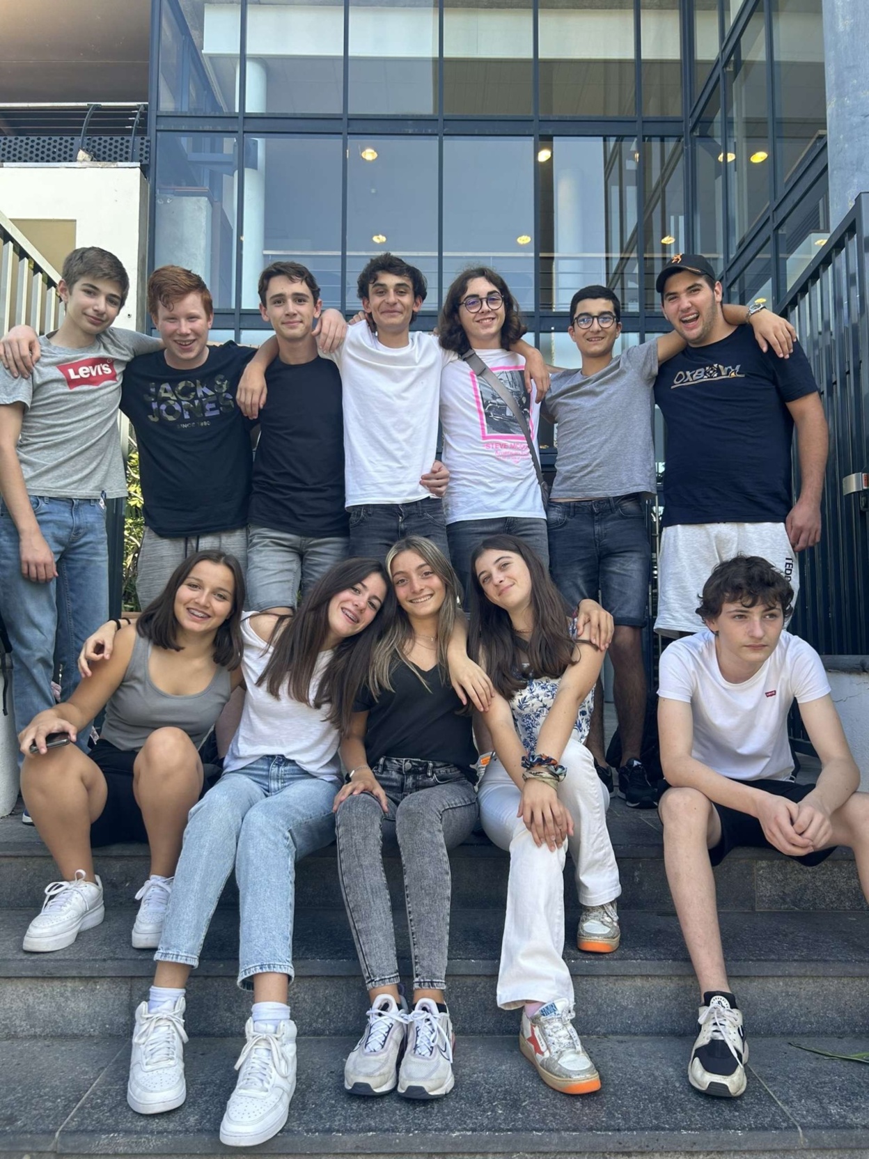 Salon de l'orientation sur Ajaccio avec les classes de 3° Salon de l'orientation sur Ajaccio avec les classes de 3°