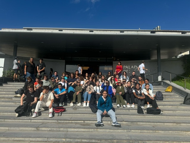 Salon de l'orientation sur Ajaccio avec les classes de 3° et CAP