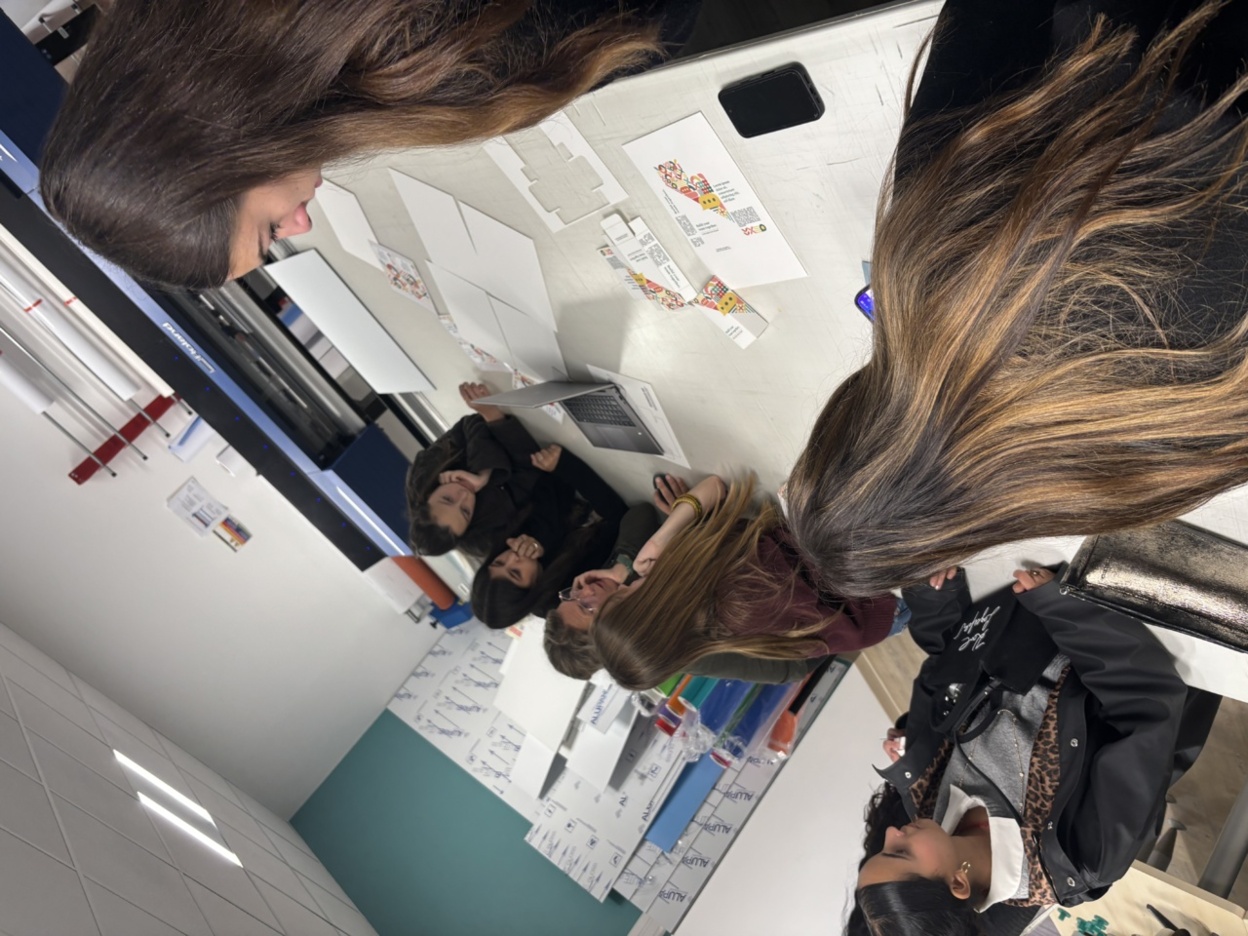 Sortie scolaire des élèves de STMG Sortie scolaire des élèves de STMG