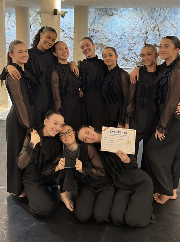 "Artistic" championne d'Europe: Nos amis et voisins de l'école de danse Artistic décrochent le graal en Espagne.