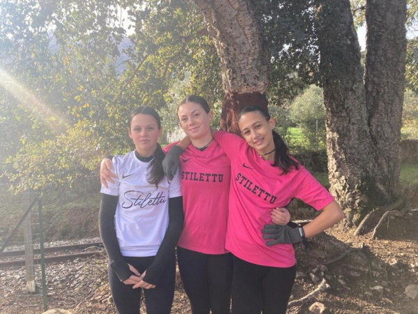 CROSS ACADEMIQUE CORTE CROSS ACADEMIQUE CORTE