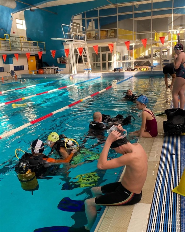 Formation niveau 1 en plongée subaquatique avec l'UNSS Formation niveau 1 en plongée subaquatique avec l'UNSS