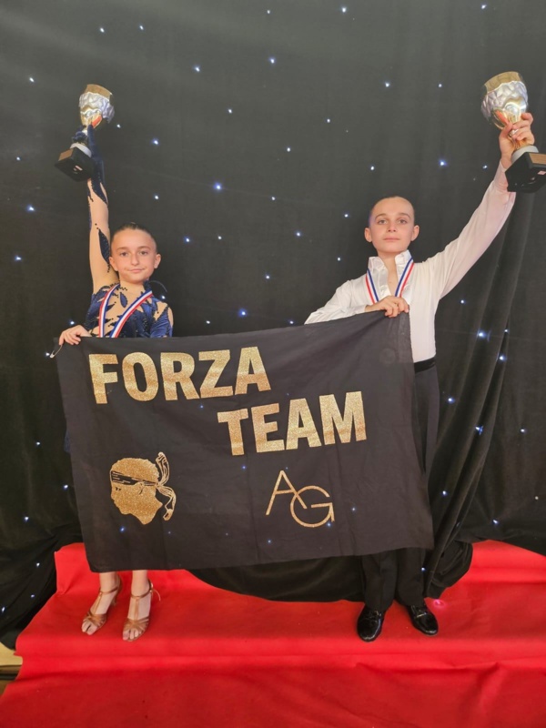 LE STILETTU FLAMBE À MONTELIMAR LE STILETTU FLAMBE À MONTELIMAR