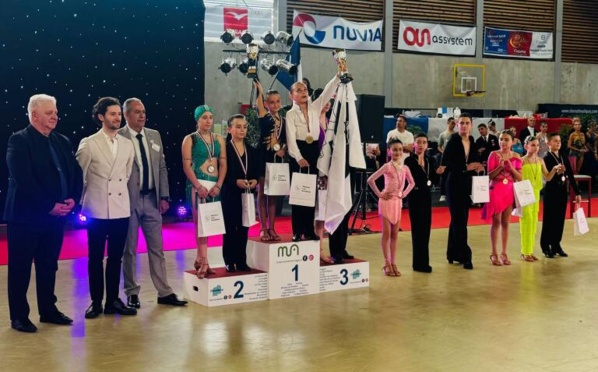 LE STILETTU FLAMBE À MONTELIMAR LE STILETTU FLAMBE À MONTELIMAR