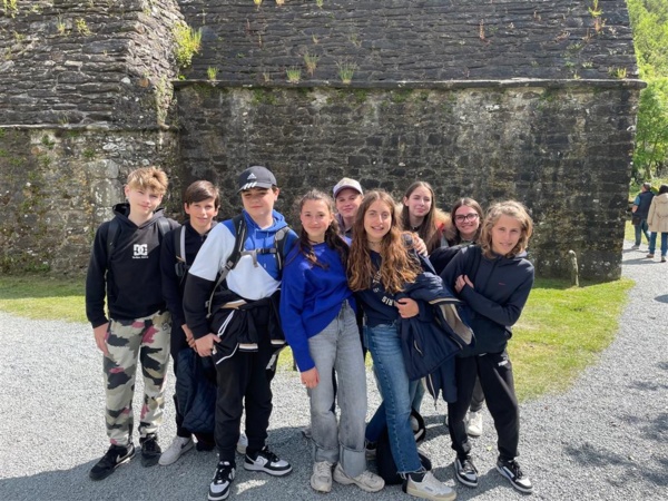 VOYAGE EN IRLANDE 3°1. Une aventure éducative et culturelle VOYAGE EN IRLANDE 3°1. Une aventure éducative et culturelle