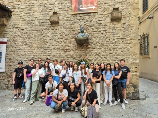 Casa di Dante Alighieri Casa di Dante Alighieri