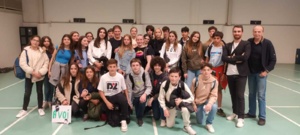 Nos collègiens entourés d'Alain et Jean-François Bernardini