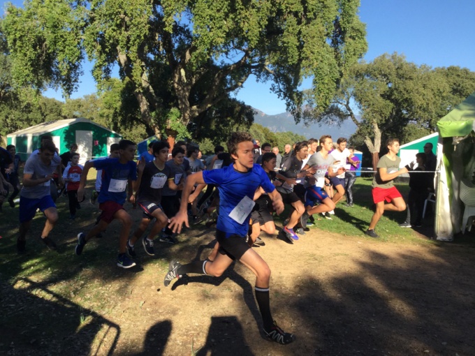 Un bouquet varié de jeunes coureurs pour une belle moisson ! Un bouquet varié de jeunes coureurs pour une belle moisson !