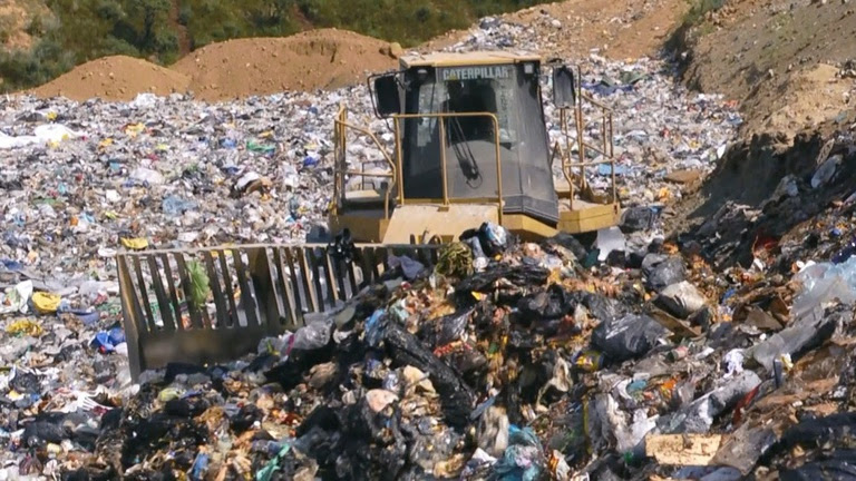 Affiche Documentaire Via Stella  Ven 17 mai | Problématique des déchets en Corse