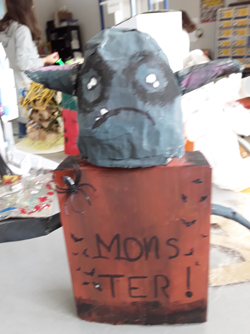 "Les monstres" à voir au CDI "Les monstres" à voir au CDI